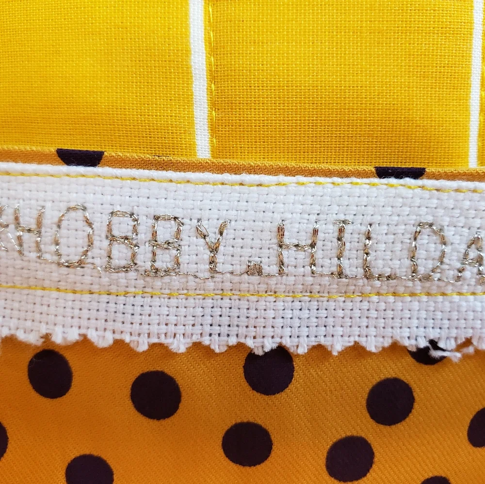 Lady's dress and matching purse selling As Set - Picture 4 of 4